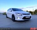 Белый Хендай i30, объемом двигателя 1.4 л и пробегом 1 тыс. км за 6500 $, фото 2 на Automoto.ua