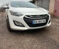 Белый Хендай i30, объемом двигателя 1.6 л и пробегом 265 тыс. км за 5000 $, фото 1 на Automoto.ua