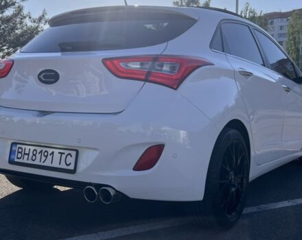 Белый Хендай i30, объемом двигателя 1.58 л и пробегом 0 тыс. км за 11200 $, фото 3 на Automoto.ua