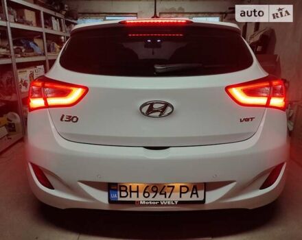 Белый Хендай i30, объемом двигателя 1.6 л и пробегом 175 тыс. км за 10999 $, фото 44 на Automoto.ua