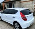 Белый Хендай i30, объемом двигателя 16 л и пробегом 176 тыс. км за 6700 $, фото 2 на Automoto.ua