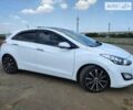 Белый Хендай i30, объемом двигателя 1.6 л и пробегом 175 тыс. км за 10999 $, фото 4 на Automoto.ua