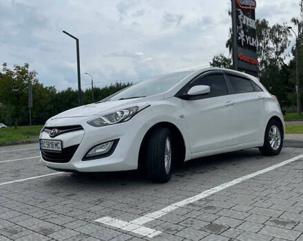 Белый Хендай i30, объемом двигателя 1.4 л и пробегом 206 тыс. км за 7300 $, фото 1 на Automoto.ua