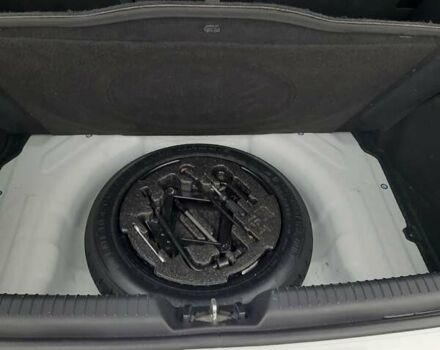 Белый Хендай i30, объемом двигателя 1.4 л и пробегом 121 тыс. км за 8500 $, фото 9 на Automoto.ua