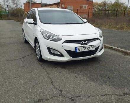 Белый Хендай i30, объемом двигателя 1.4 л и пробегом 121 тыс. км за 8500 $, фото 20 на Automoto.ua