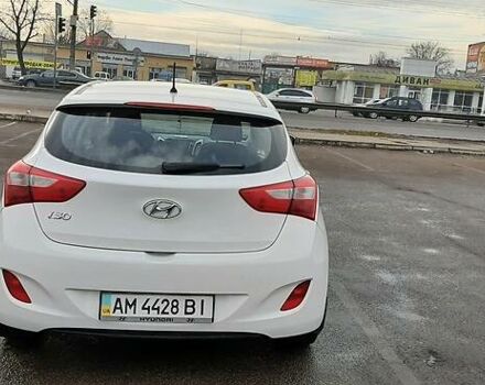 Белый Хендай i30, объемом двигателя 1.4 л и пробегом 170 тыс. км за 7999 $, фото 2 на Automoto.ua