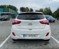 Белый Хендай i30, объемом двигателя 1.4 л и пробегом 206 тыс. км за 7300 $, фото 3 на Automoto.ua