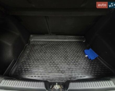 Белый Хендай i30, объемом двигателя 1.4 л и пробегом 105 тыс. км за 8400 $, фото 25 на Automoto.ua