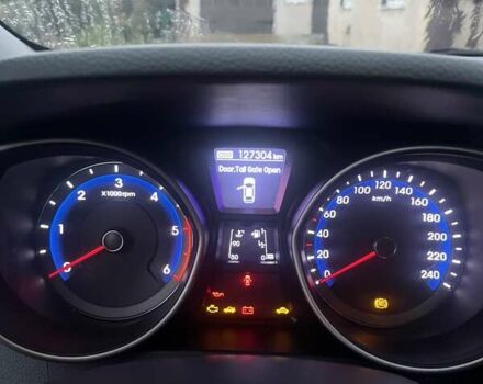 Белый Хендай i30, объемом двигателя 1.4 л и пробегом 127 тыс. км за 8800 $, фото 9 на Automoto.ua