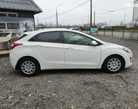 Білий Хендай i30, об'ємом двигуна 0 л та пробігом 105 тис. км за 8400 $, фото 4 на Automoto.ua