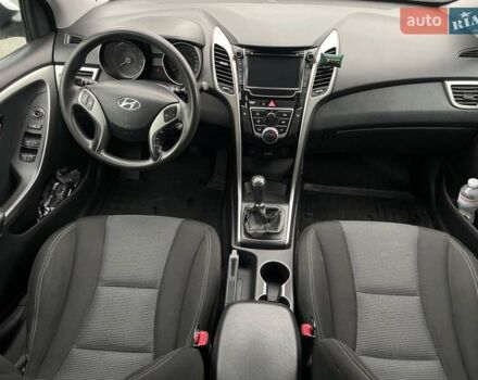 Хендай i30 2013 в Киеве на Automoto.ua Белый Хендай i30, объемом двигателя 1.4 л и пробегом 198 тыс. км за 6690 $, фото 15 на Automoto.ua