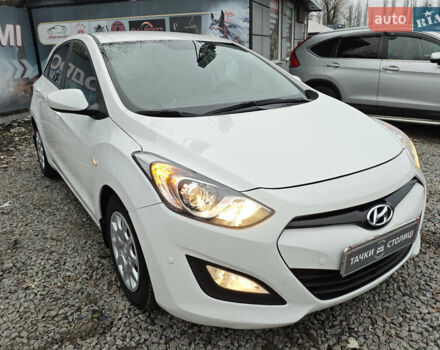Білий Хендай i30, об'ємом двигуна 1.4 л та пробігом 105 тис. км за 8400 $, фото 2 на Automoto.ua