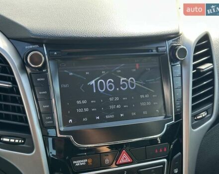 Белый Хендай i30, объемом двигателя 1.4 л и пробегом 198 тыс. км за 8490 $, фото 18 на Automoto.ua