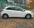 Белый Хендай i30, объемом двигателя 1.4 л и пробегом 105 тыс. км за 8400 $, фото 4 на Automoto.ua