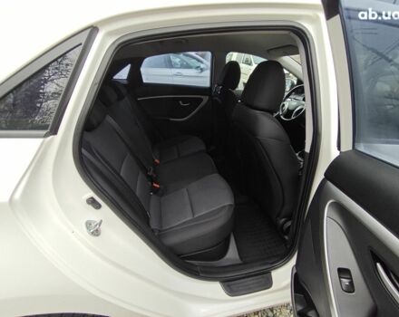 Білий Хендай i30, об'ємом двигуна 0 л та пробігом 105 тис. км за 8400 $, фото 13 на Automoto.ua