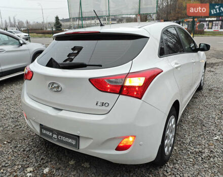 Білий Хендай i30, об'ємом двигуна 1.4 л та пробігом 105 тис. км за 8400 $, фото 5 на Automoto.ua