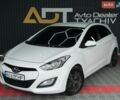 Білий Хендай i30, об'ємом двигуна 1.58 л та пробігом 235 тис. км за 8600 $, фото 4 на Automoto.ua