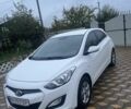 Белый Хендай i30, объемом двигателя 1.4 л и пробегом 127 тыс. км за 8800 $, фото 1 на Automoto.ua