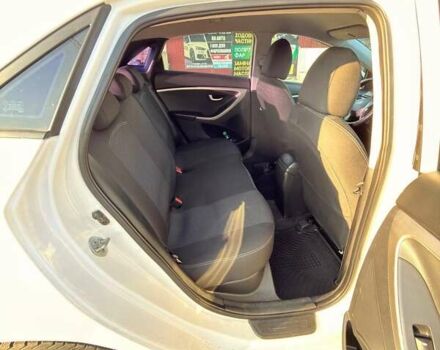 Белый Хендай i30, объемом двигателя 1.4 л и пробегом 180 тыс. км за 7500 $, фото 18 на Automoto.ua