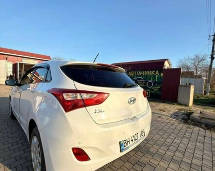 Белый Хендай i30, объемом двигателя 1.4 л и пробегом 180 тыс. км за 7500 $, фото 8 на Automoto.ua