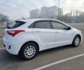 Белый Хендай i30, объемом двигателя 1.4 л и пробегом 117 тыс. км за 8300 $, фото 2 на Automoto.ua