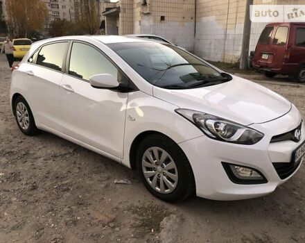 Білий Хендай i30, об'ємом двигуна 1.4 л та пробігом 126 тис. км за 7350 $, фото 17 на Automoto.ua