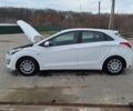 Белый Хендай i30, объемом двигателя 0 л и пробегом 205 тыс. км за 7500 $, фото 2 на Automoto.ua