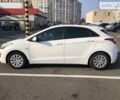 Белый Хендай i30, объемом двигателя 1.4 л и пробегом 126 тыс. км за 7350 $, фото 9 на Automoto.ua