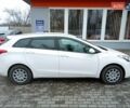 Белый Хендай i30, объемом двигателя 1.6 л и пробегом 230 тыс. км за 9500 $, фото 3 на Automoto.ua