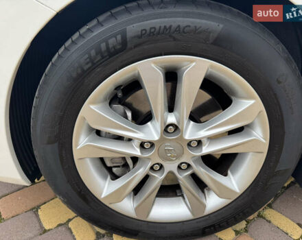 Белый Хендай i30, объемом двигателя 1.6 л и пробегом 108 тыс. км за 14200 $, фото 7 на Automoto.ua
