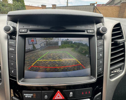 Белый Хендай i30, объемом двигателя 1.6 л и пробегом 108 тыс. км за 14200 $, фото 25 на Automoto.ua