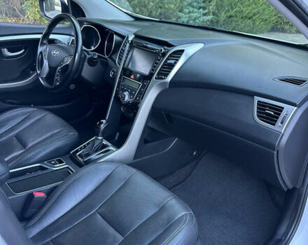Белый Хендай i30, объемом двигателя 1.59 л и пробегом 125 тыс. км за 13800 $, фото 8 на Automoto.ua
