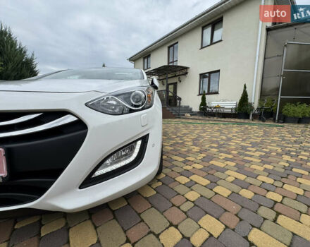 Белый Хендай i30, объемом двигателя 1.6 л и пробегом 108 тыс. км за 14200 $, фото 43 на Automoto.ua