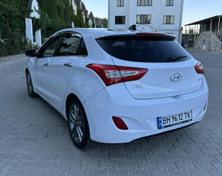 Белый Хендай i30, объемом двигателя 1.59 л и пробегом 125 тыс. км за 13800 $, фото 21 на Automoto.ua