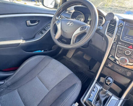 Білий Хендай i30, об'ємом двигуна 1.59 л та пробігом 158 тис. км за 12400 $, фото 37 на Automoto.ua