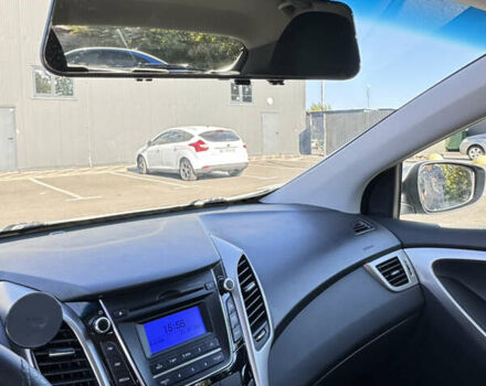 Білий Хендай i30, об'ємом двигуна 1.59 л та пробігом 158 тис. км за 12400 $, фото 34 на Automoto.ua