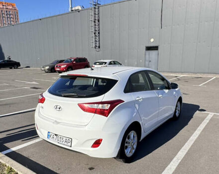 Білий Хендай i30, об'ємом двигуна 1.59 л та пробігом 158 тис. км за 12400 $, фото 7 на Automoto.ua