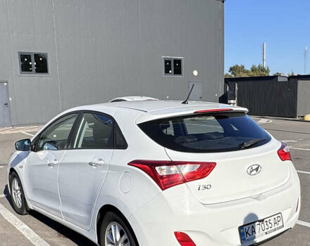 Білий Хендай i30, об'ємом двигуна 1.59 л та пробігом 158 тис. км за 12400 $, фото 6 на Automoto.ua