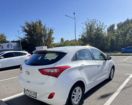 Білий Хендай i30, об'ємом двигуна 1.59 л та пробігом 158 тис. км за 12400 $, фото 3 на Automoto.ua