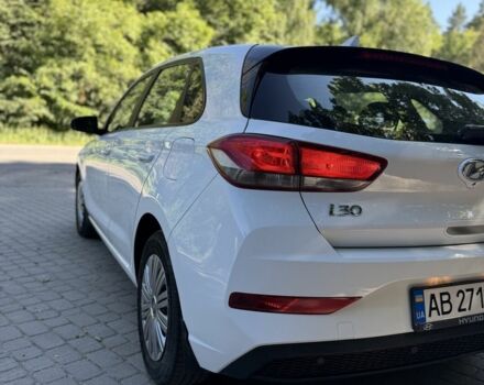 Белый Хендай i30, объемом двигателя 1.5 л и пробегом 68 тыс. км за 12999 $, фото 8 на Automoto.ua