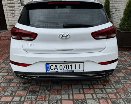 Белый Хендай i30, объемом двигателя 1.5 л и пробегом 77 тыс. км за 18000 $, фото 2 на Automoto.ua