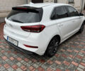 Белый Хендай i30, объемом двигателя 1.5 л и пробегом 77 тыс. км за 18000 $, фото 7 на Automoto.ua