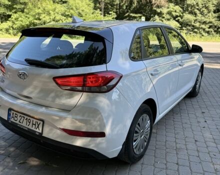 Белый Хендай i30, объемом двигателя 1.5 л и пробегом 68 тыс. км за 12999 $, фото 6 на Automoto.ua