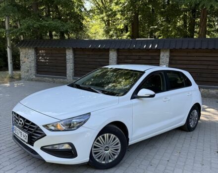 Белый Хендай i30, объемом двигателя 1.5 л и пробегом 68 тыс. км за 12999 $, фото 5 на Automoto.ua