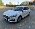 Белый Хендай i30, объемом двигателя 1.5 л и пробегом 70 тыс. км за 13800 $, фото 1 на Automoto.ua