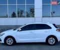 Белый Хендай i30, объемом двигателя 1.5 л и пробегом 23 тыс. км за 16500 $, фото 4 на Automoto.ua
