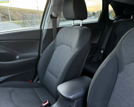 Белый Хендай i30, объемом двигателя 1.5 л и пробегом 44 тыс. км за 17400 $, фото 11 на Automoto.ua