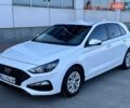 Белый Хендай i30, объемом двигателя 1.5 л и пробегом 23 тыс. км за 16500 $, фото 3 на Automoto.ua