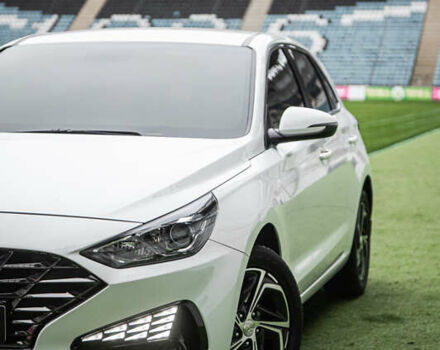 Белый Хендай i30, объемом двигателя 1.5 л и пробегом 74 тыс. км за 18500 $, фото 20 на Automoto.ua