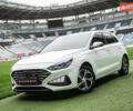 Белый Хендай i30, объемом двигателя 1.5 л и пробегом 74 тыс. км за 18500 $, фото 2 на Automoto.ua